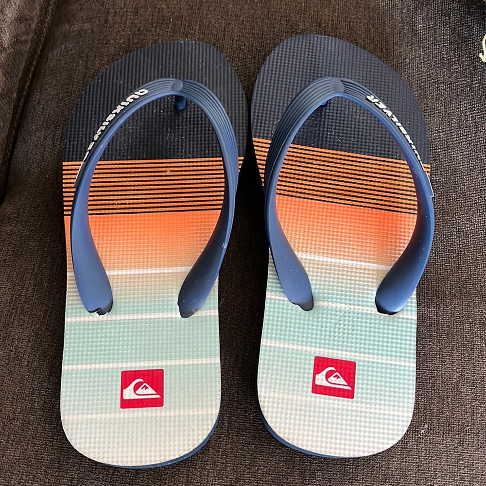 Quiksilver Molokai Flip Flop Sandals Kids Size 1 Navy Surf Beach